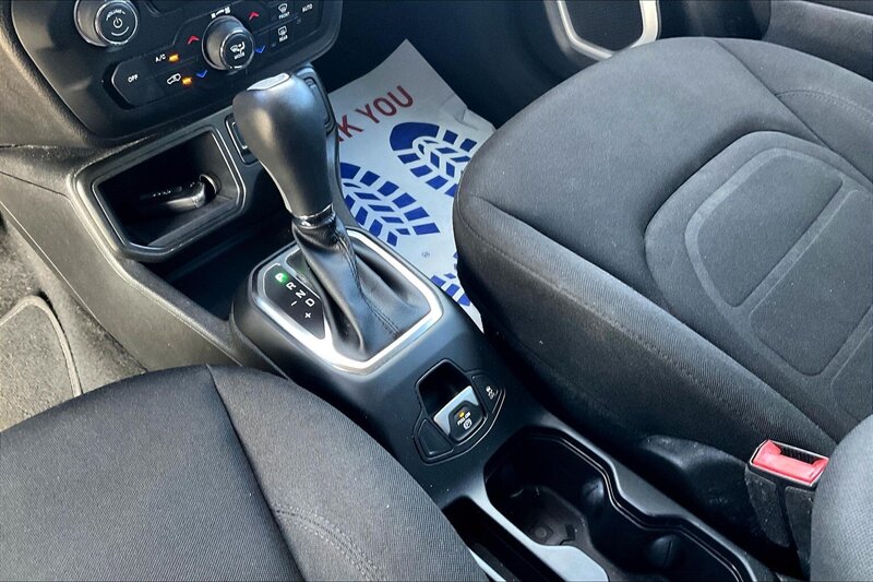 2018 Jeep Renegade Latitude   - Photo 16 - Ponce, AL 00717