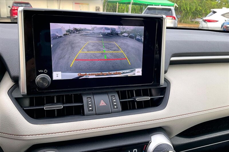 2023 Toyota RAV4 XLE Premium - Photo 20 - Ponce, AL 00717