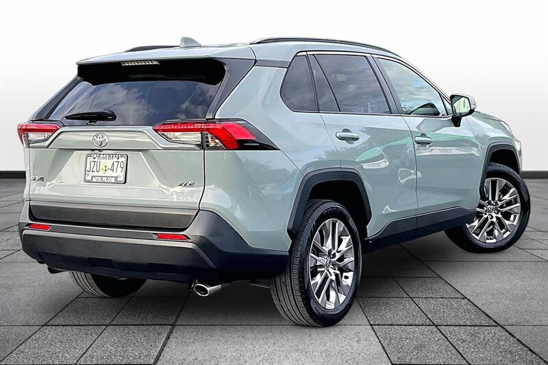 2023 Toyota RAV4 XLE Premium - Photo 12 - Ponce, AL 00717