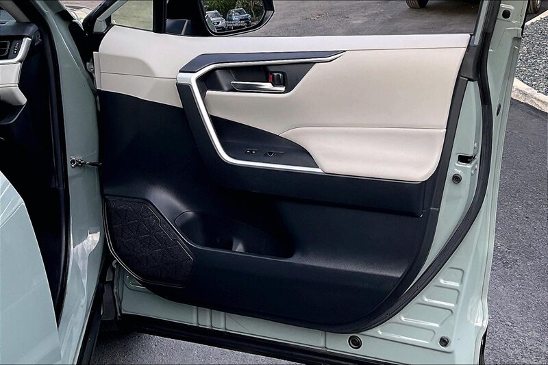 2023 Toyota RAV4 XLE Premium - Photo 23 - Ponce, AL 00717
