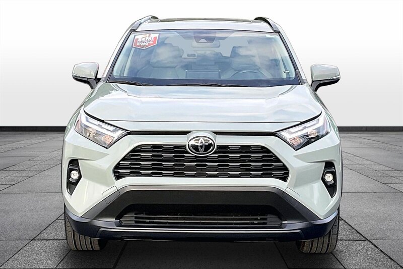 2023 Toyota RAV4 XLE Premium - Photo 3 - Ponce, AL 00717