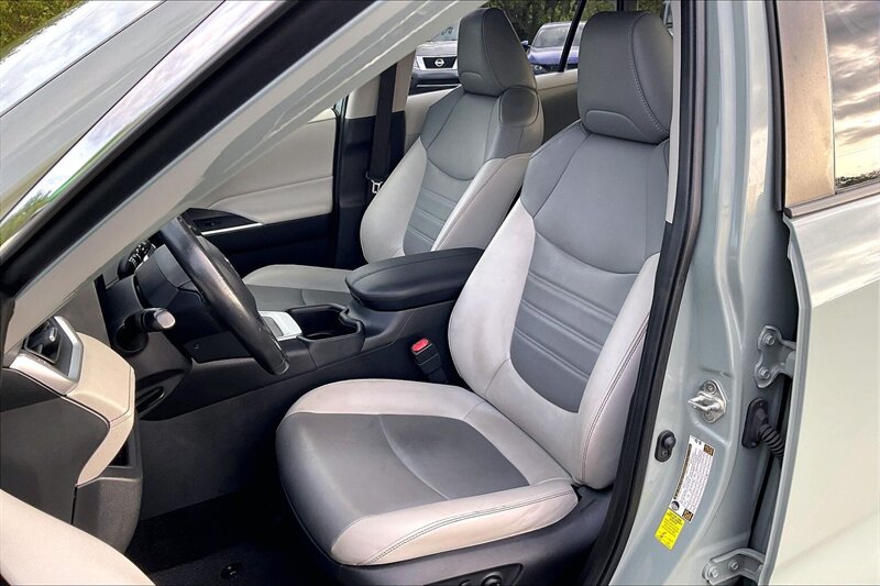 2023 Toyota RAV4 XLE Premium - Photo 24 - Ponce, AL 00717