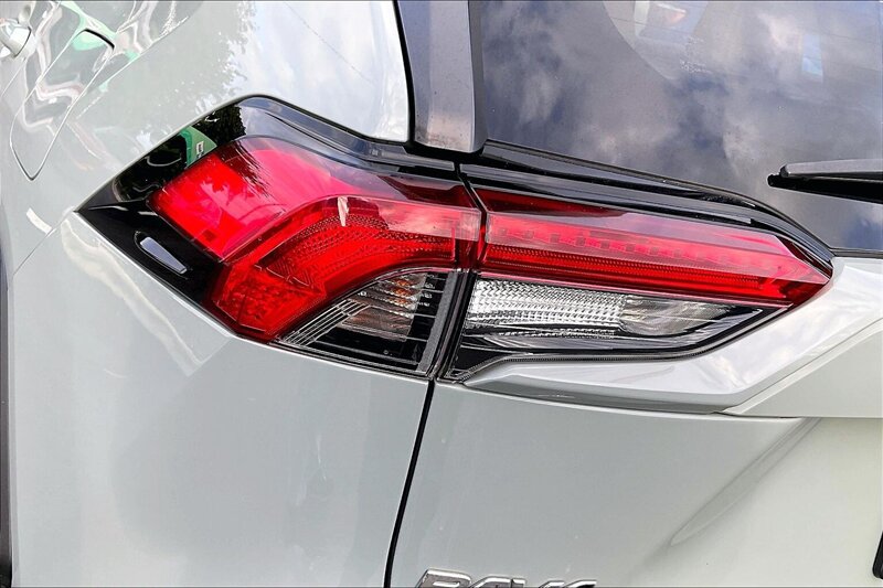 2023 Toyota RAV4 XLE Premium - Photo 28 - Ponce, AL 00717