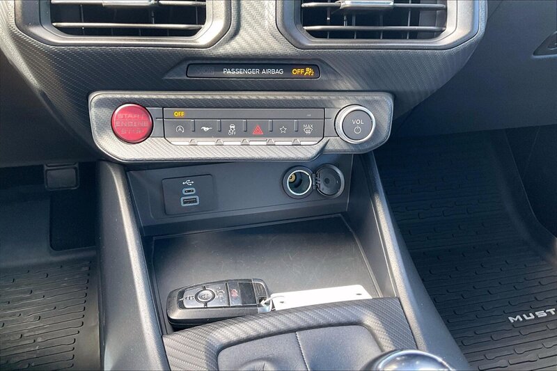 2024 Ford Mustang GT - Photo 32 - Ponce, AL 00717