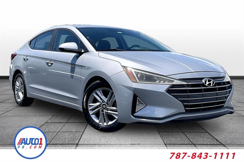 2020 Hyundai ELANTRA SE  