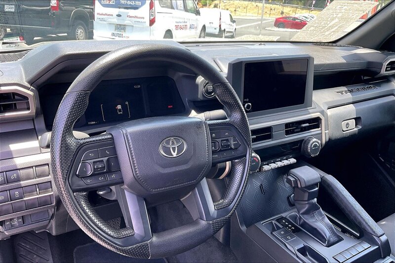 2025 Toyota Tacoma SR - Photo 14 - Ponce, AL 00717