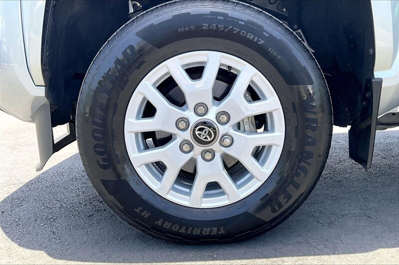 2025 Toyota Tacoma SR - Photo 8 - Ponce, AL 00717
