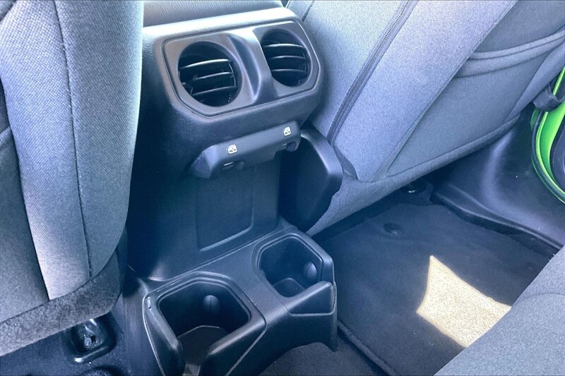 2025 Jeep Gladiator Sport - Photo 32 - Ponce, AL 00717