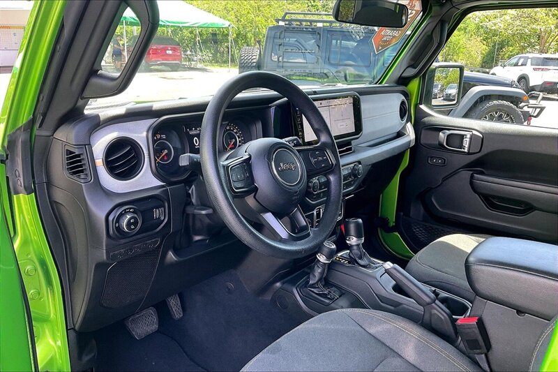 2025 Jeep Gladiator Sport - Photo 14 - Ponce, AL 00717