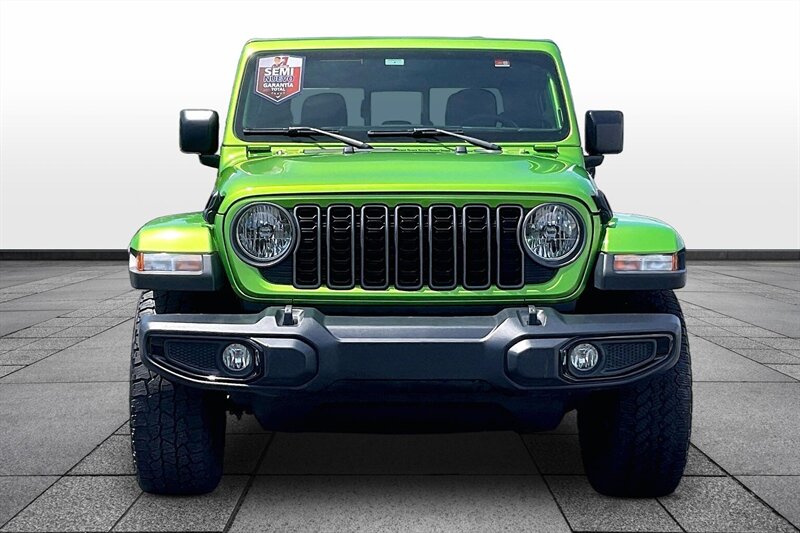 2025 Jeep Gladiator Sport - Photo 3 - Ponce, AL 00717