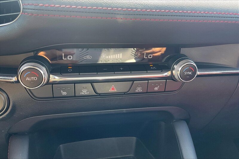 2022 Mazda Mazda3 Sedan Preferred - Photo 32 - Ponce, AL 00717