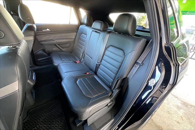 2023 Volkswagen Atlas Cross Sport V6 SEL Premium R-Line 4Mo - Photo 25 - Ponce, AL 00717