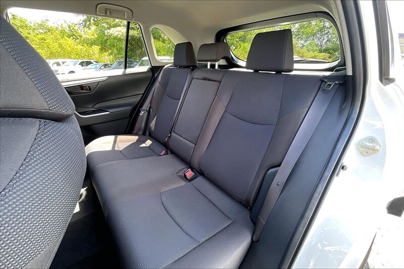 2025 Toyota RAV4 LE - Photo 26 - Ponce, AL 00717