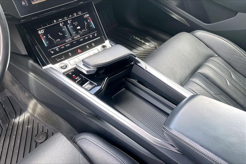 2021 Audi e-tron Sportback quattro Prestige - Photo 17 - Ponce, AL 00717