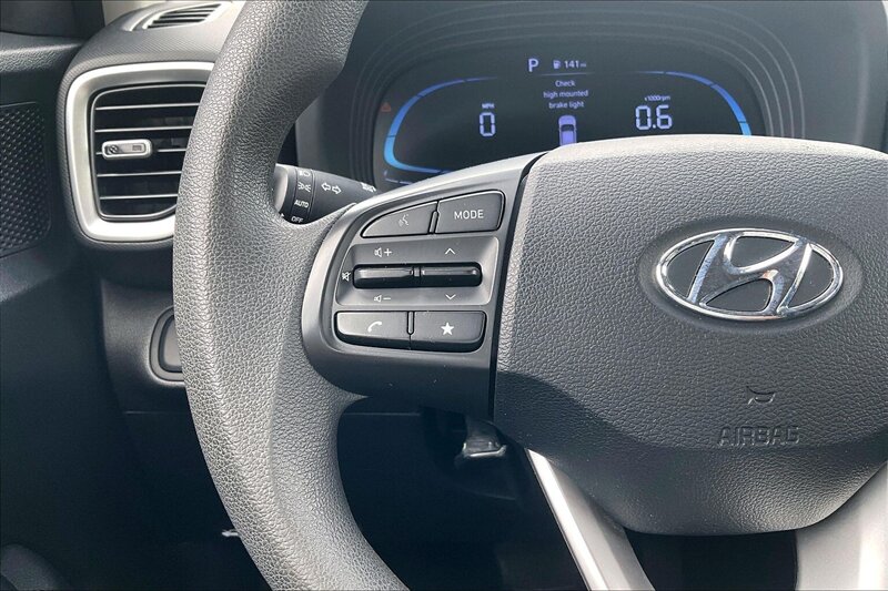 2023 Hyundai VENUE SE - Photo 17 - Ponce, AL 00717