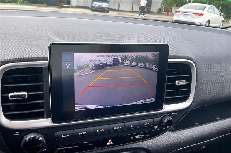 2023 Hyundai VENUE SE - Photo 20 - Ponce, AL 00717