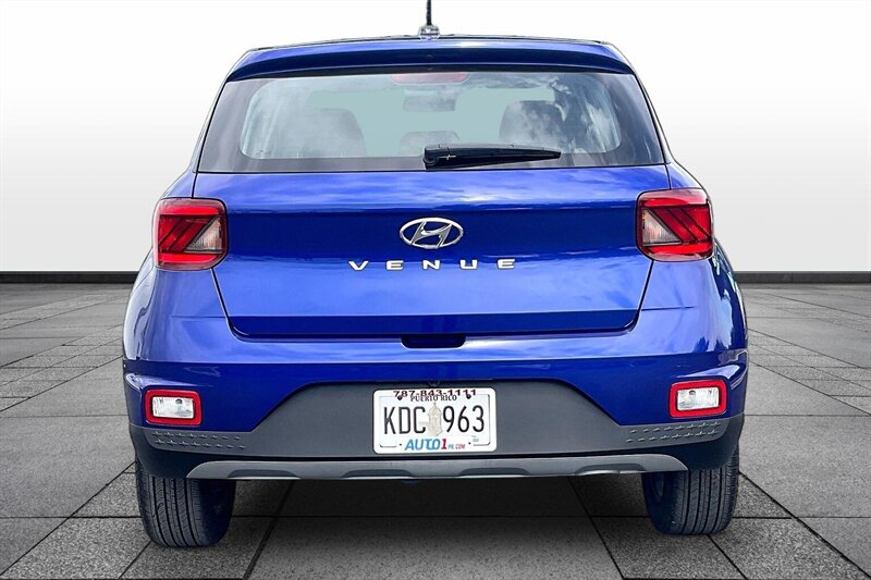 2023 Hyundai VENUE SE - Photo 4 - Ponce, AL 00717