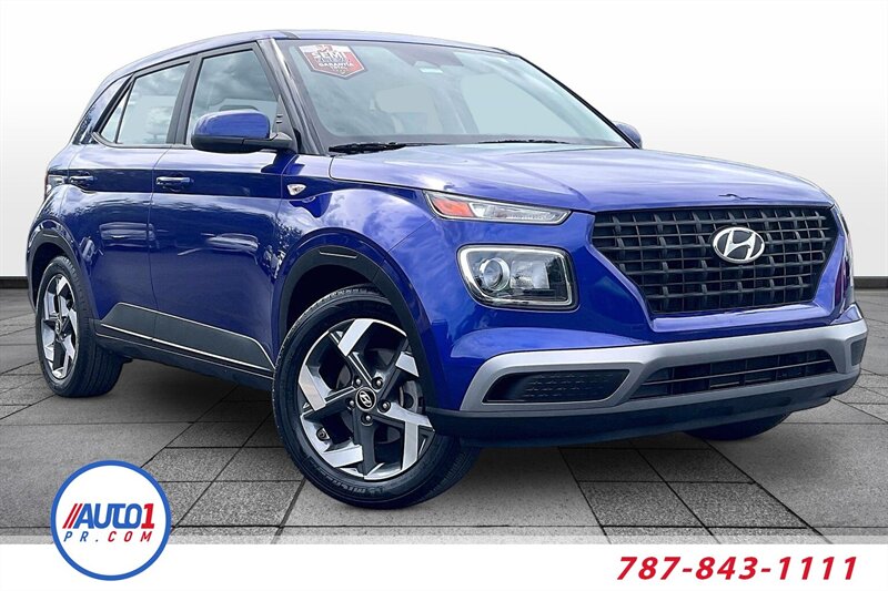 2023 Hyundai VENUE SE  
