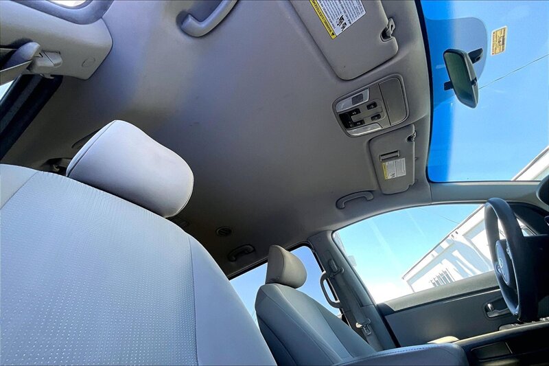 2020 Kia Sedona LX - Photo 21 - Ponce, AL 00717