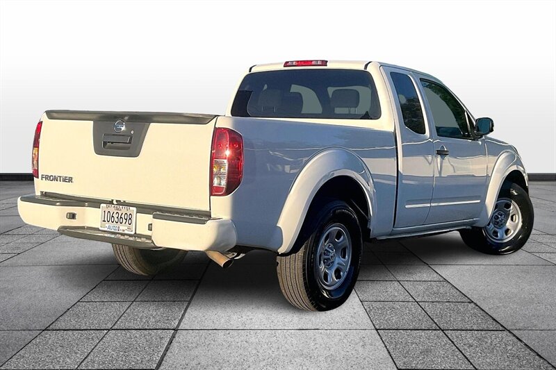2021 Nissan Frontier SV - Photo 13 - Ponce, AL 00717