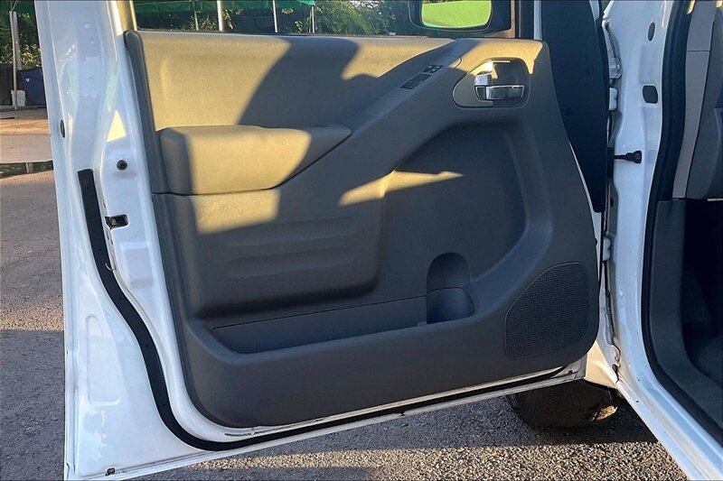 2021 Nissan Frontier SV - Photo 24 - Ponce, AL 00717