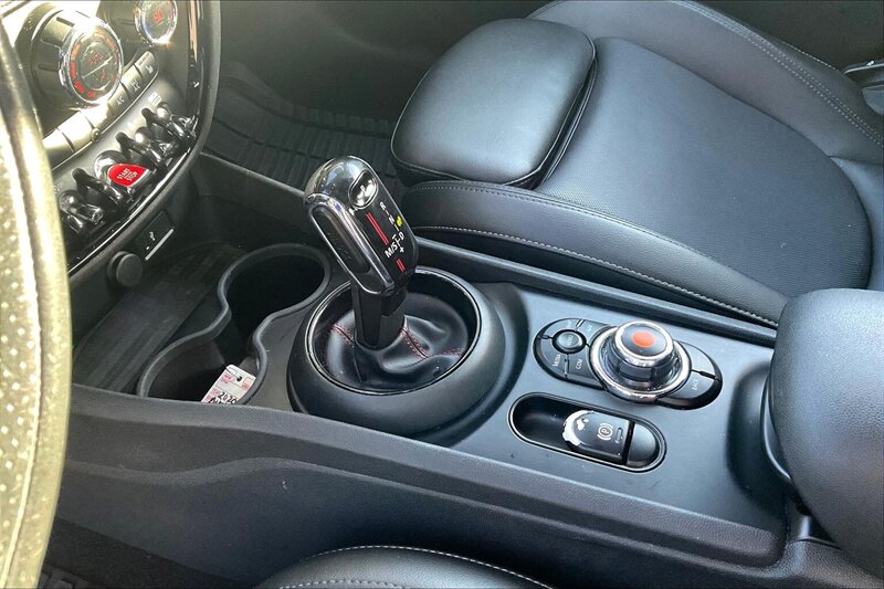2020 MINI Clubman Cooper S - Photo 16 - Ponce, AL 00717