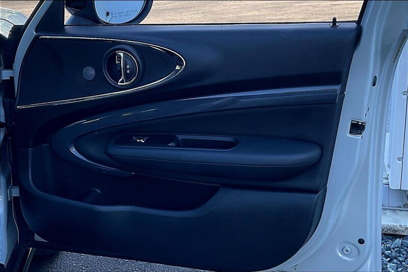 2020 MINI Clubman Cooper S - Photo 23 - Ponce, AL 00717