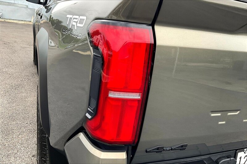2024 Toyota Tacoma TRD Sport - Photo 30 - Ponce, AL 00717