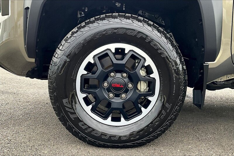 2024 Toyota Tacoma TRD Sport - Photo 9 - Ponce, AL 00717