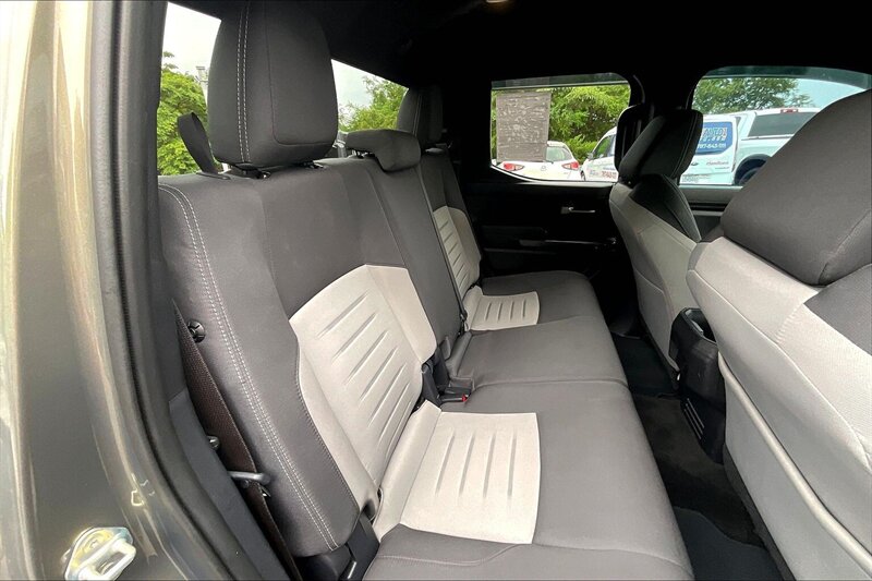 2024 Toyota Tacoma TRD Sport - Photo 28 - Ponce, AL 00717