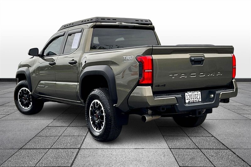 2024 Toyota Tacoma TRD Sport - Photo 12 - Ponce, AL 00717