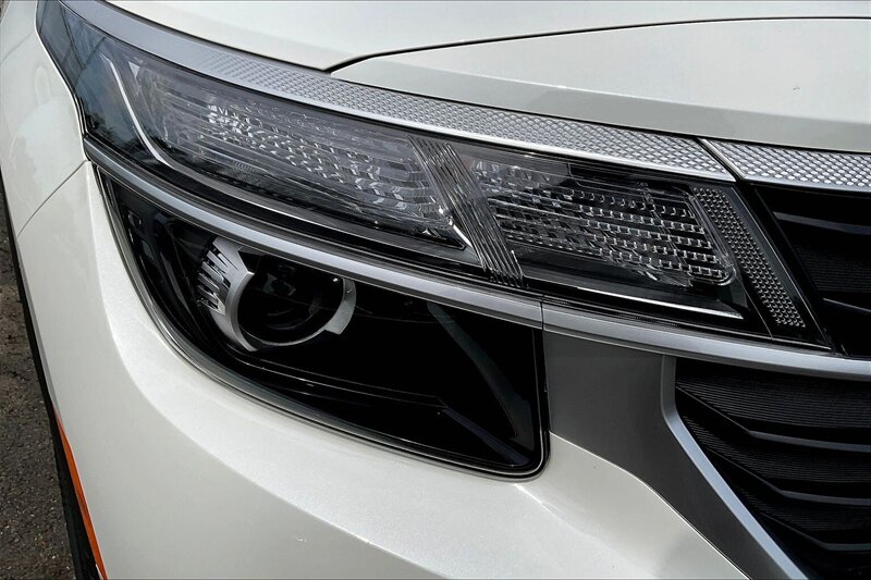 2024 Kia Seltos LX - Photo 28 - Ponce, AL 00717