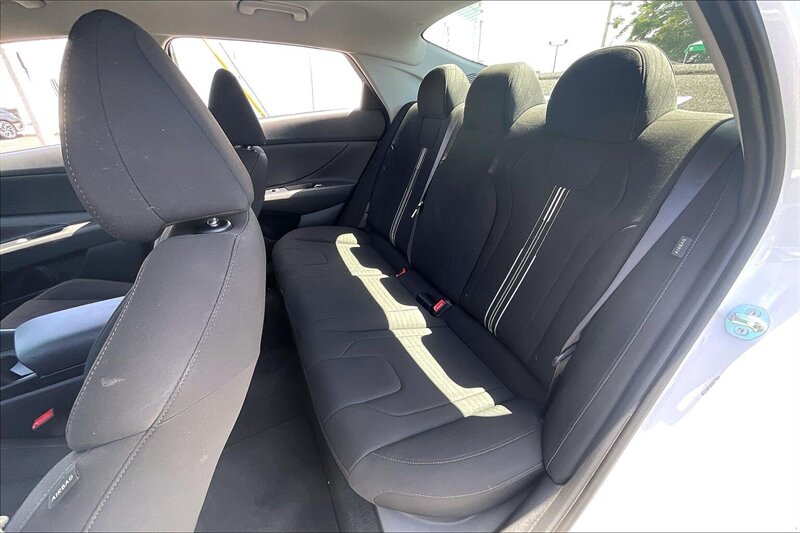 2025 Hyundai ELANTRA SE - Photo 25 - Ponce, AL 00717