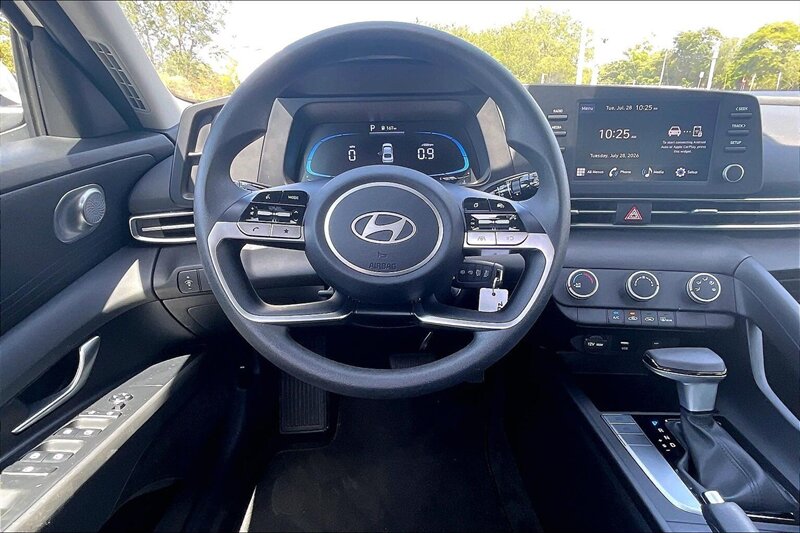 2025 Hyundai ELANTRA SE - Photo 5 - Ponce, AL 00717