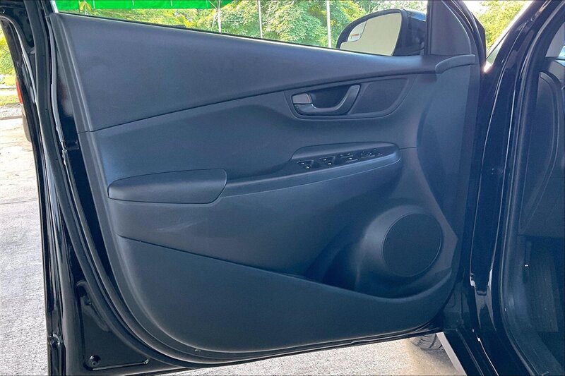 2022 Hyundai KONA SE - Photo 22 - Ponce, AL 00717