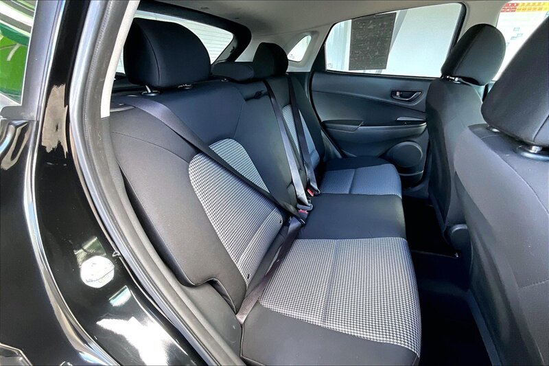 2022 Hyundai KONA SE - Photo 26 - Ponce, AL 00717