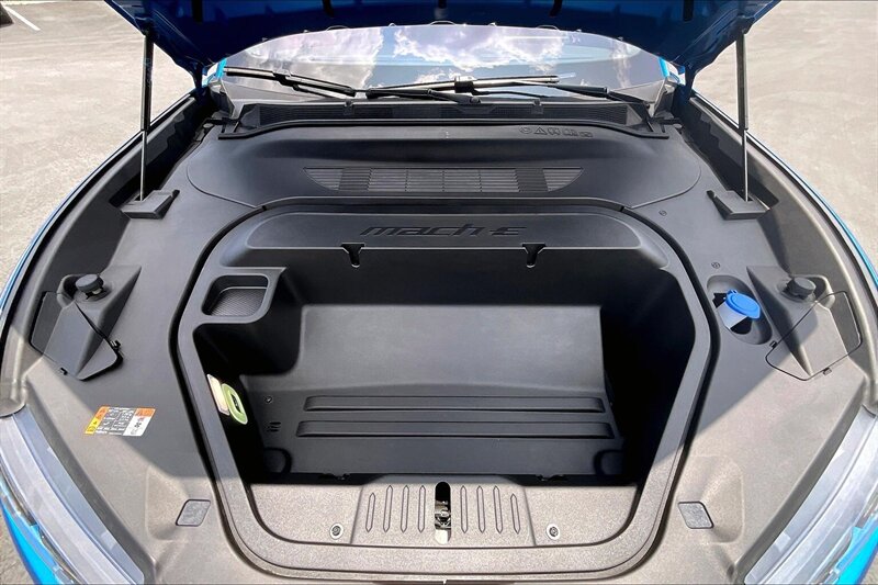 2025 Ford Mustang Mach-E GT - Photo 10 - Ponce, AL 00717