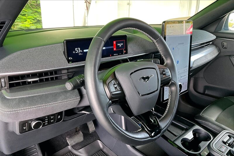 2025 Ford Mustang Mach-E GT - Photo 14 - Ponce, AL 00717