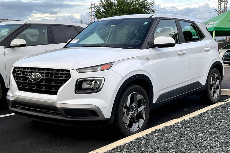 2021 Hyundai VENUE SE - Photo 1 - Ponce, AL 00717