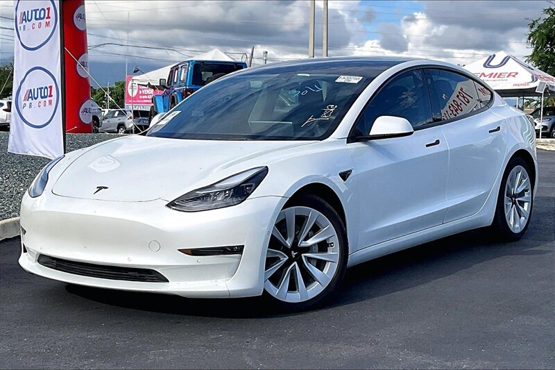 2022 Tesla Model 3 Long Range  