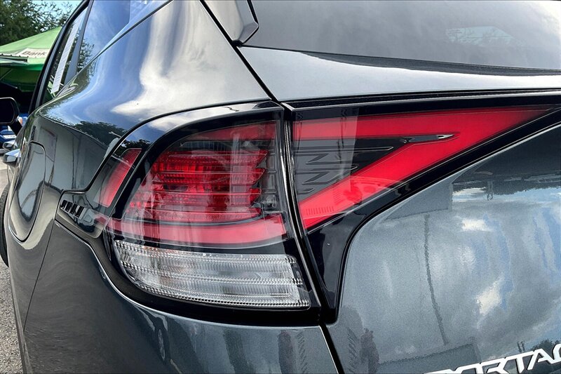 2025 Kia Sportage LX   - Photo 28 - Ponce, AL 00717