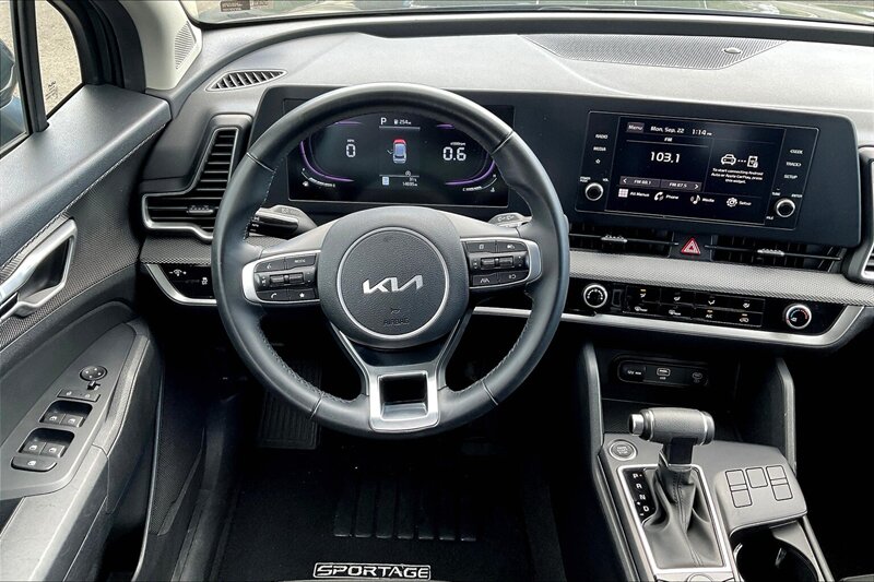 2025 Kia Sportage LX   - Photo 5 - Ponce, AL 00717