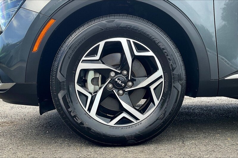 2025 Kia Sportage LX   - Photo 9 - Ponce, AL 00717