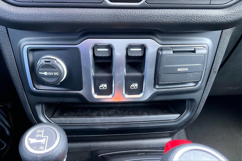 2024 Jeep Wrangler Sport - Photo 30 - Ponce, AL 00717