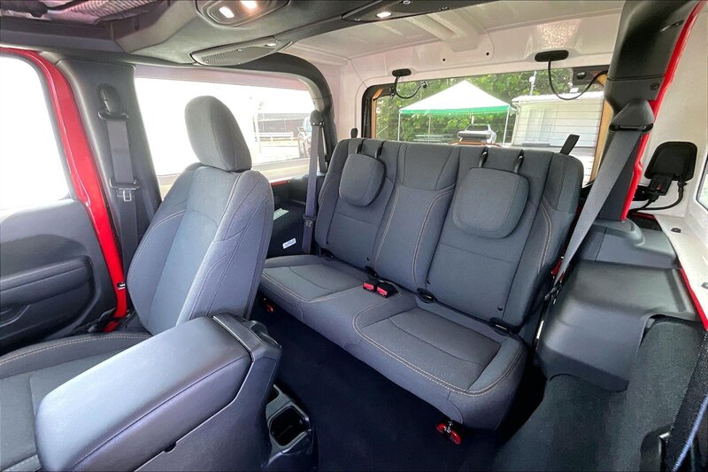 2024 Jeep Wrangler Sport - Photo 25 - Ponce, AL 00717