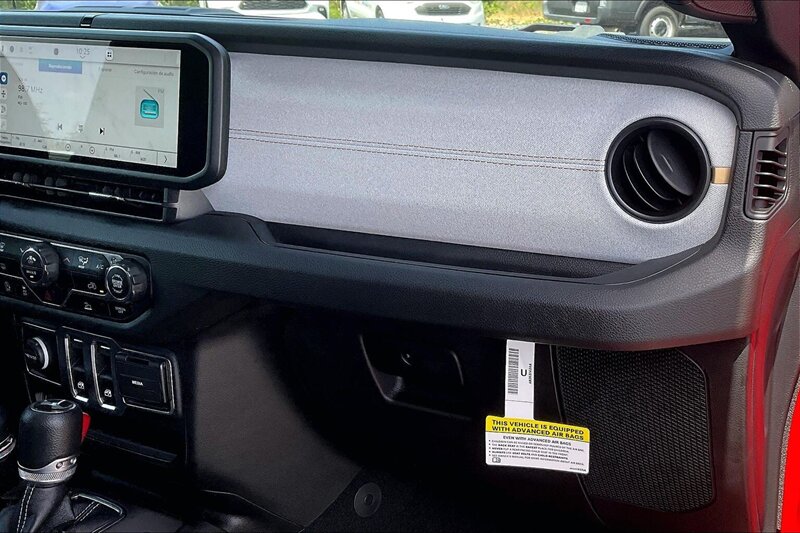 2024 Jeep Wrangler Sport - Photo 15 - Ponce, AL 00717