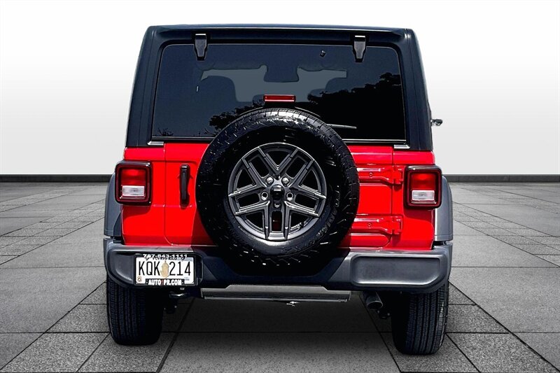2024 Jeep Wrangler Sport - Photo 4 - Ponce, AL 00717