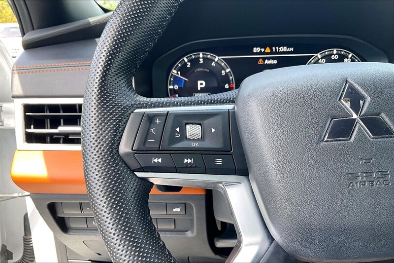 2023 Mitsubishi Outlander SE - Photo 17 - Ponce, AL 00717