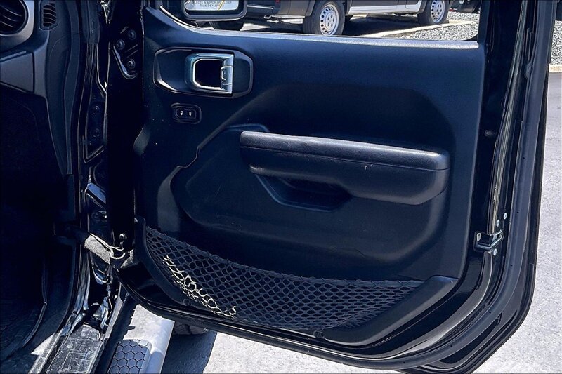2021 Jeep Wrangler Unlimited Sport - Photo 23 - Ponce, AL 00717