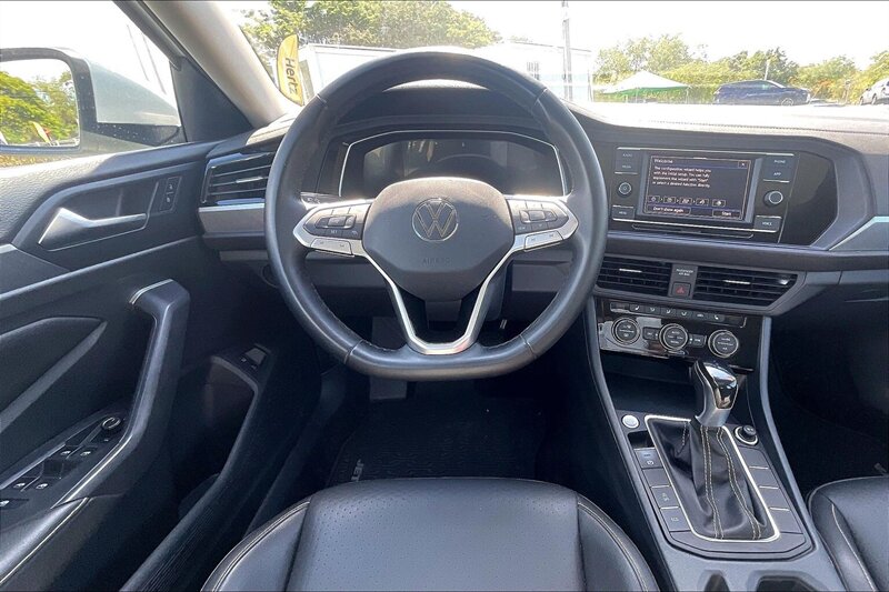 2024 Volkswagen Jetta SE - Photo 5 - Ponce, AL 00717
